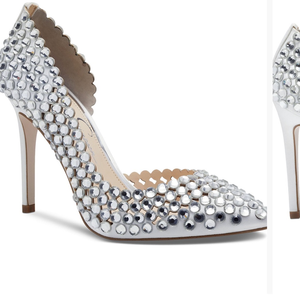 Elegant Silver Studded Women'sSimpson Women's
Preppi Bridal d'Orsay Pumps size 7